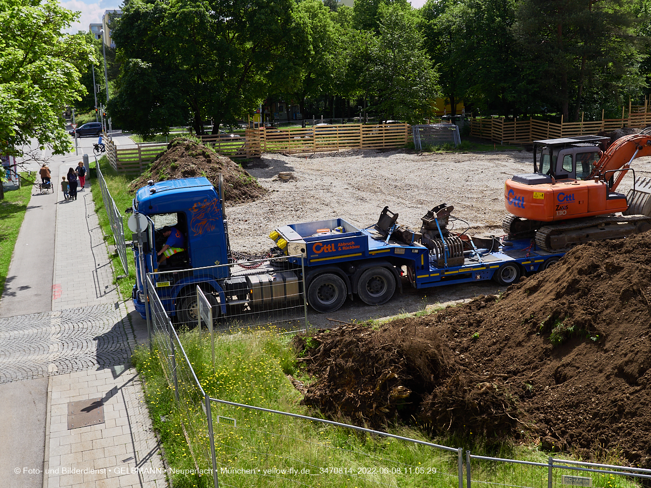 08.06.2022 - Baustelle zur Mütterberatung und Haus für Kinder